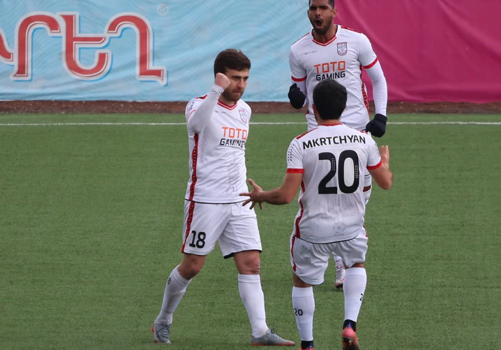 Малакян и Едигарян забили шикарные голы в чемпионате Армении (видео)