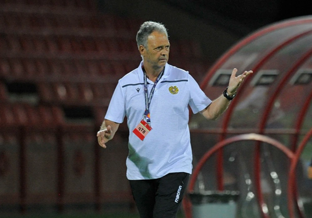 Хоакин Капаррос ушел из сборной Армении