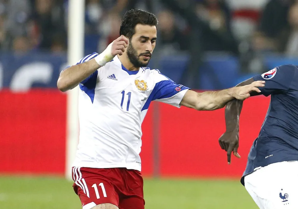 Артур Саркисов завершает футбольную карьеру