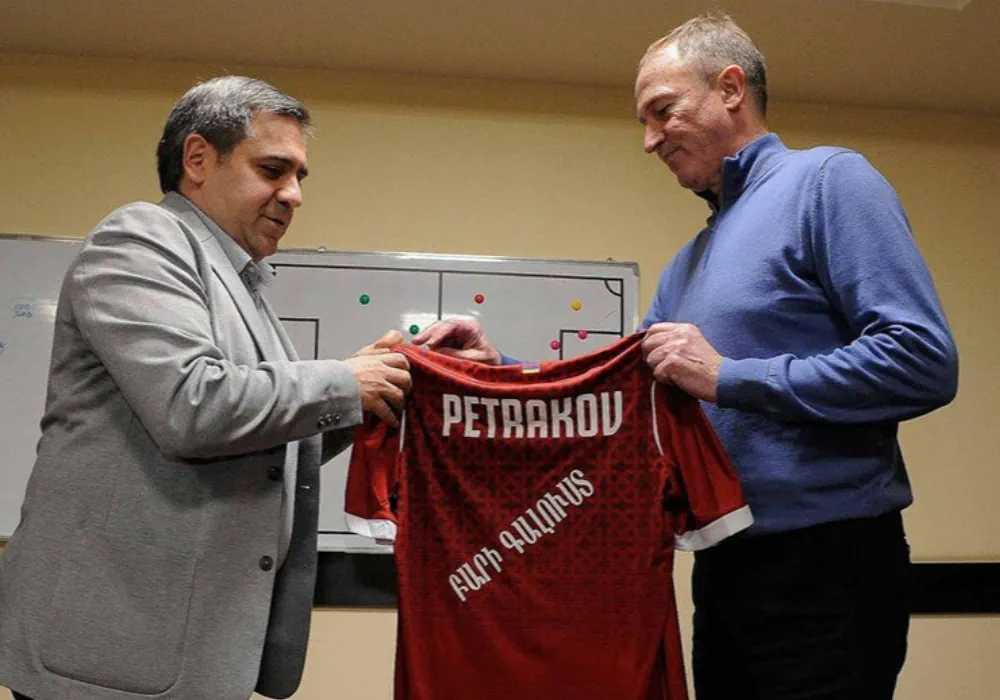 Александр Петраков прибыл в Армению