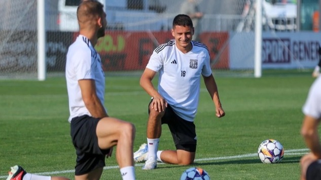 Ноа проводит тренировки перед началом 11 тура Чемпионата Армении