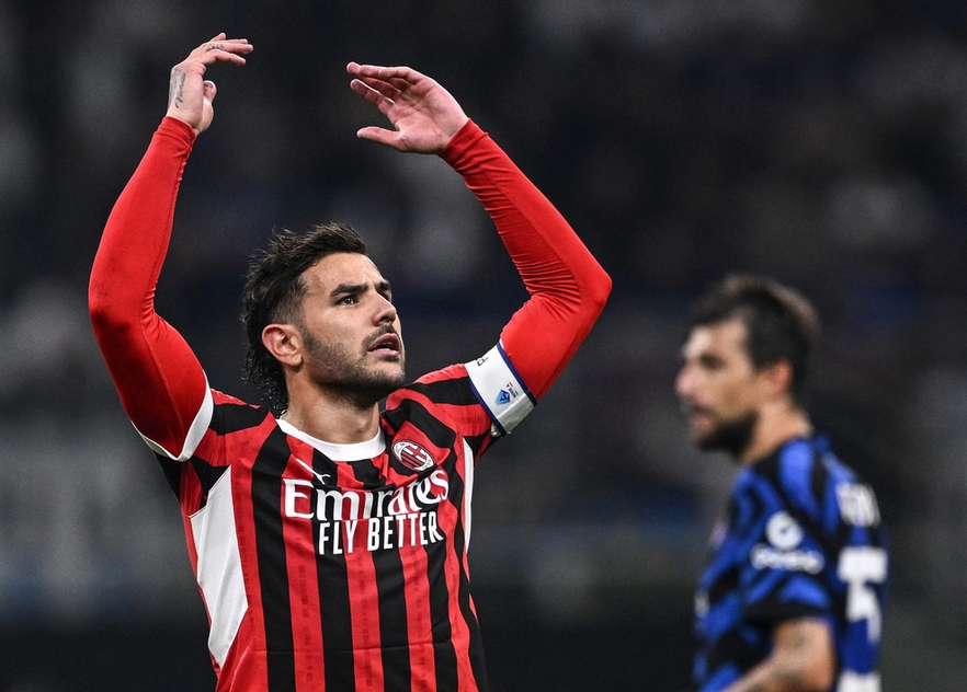 Милан – Удинезе футбол Милан – Удинезе футбол