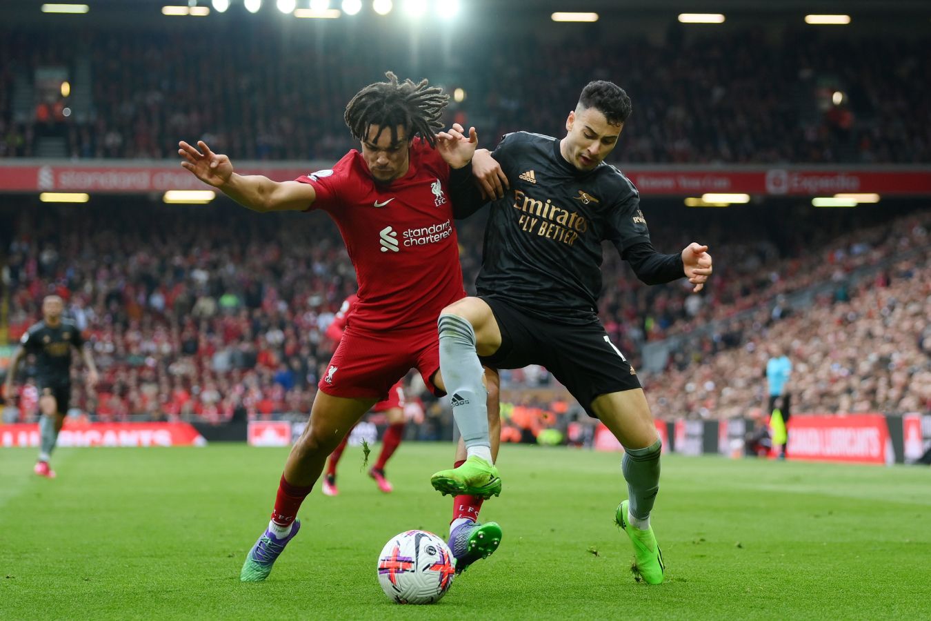 кто сильнее Ливерпуль или Арсенал кто сильнее Ливерпуль или Арсенал