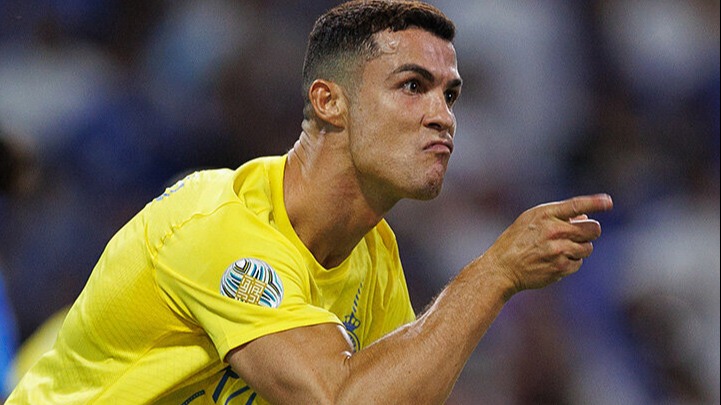 «Я быстрый, сильный, много прыгаю»: Криштиану Роналду