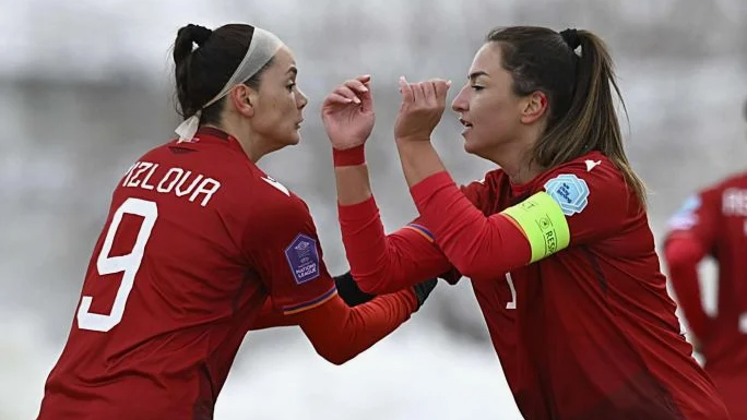 Армянские футболистки разгромили сборную Лихтенштейна