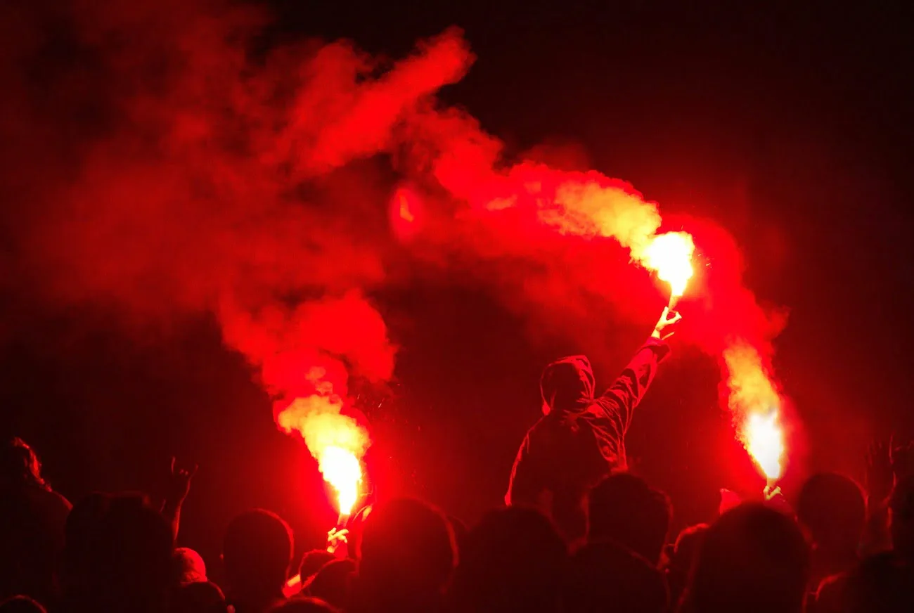 Матч «Пюник» – «Арарат-Армения» был задержан на полтора часа из-за протеста фанатов
