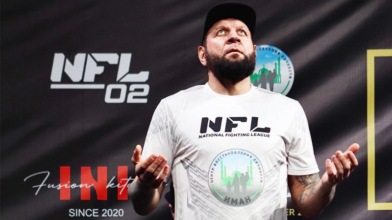 «У меня отнялись ноги». Александр Емельяненко сообщил о проблемах со здоровьем