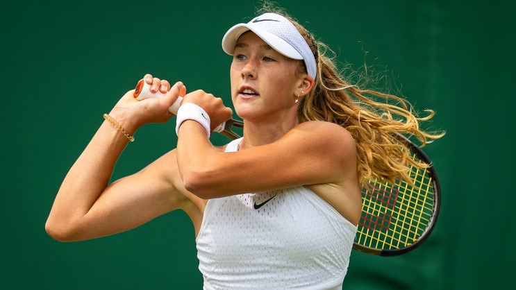 Мирра Андреева обыграла Елену Рыбакину на турнире «Мастерс»
