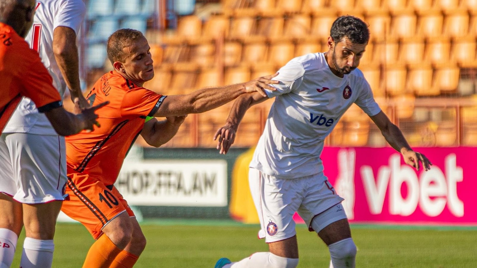 Сегодня вице-чемпион Армении «Пюник» сыграет с «Шираком»