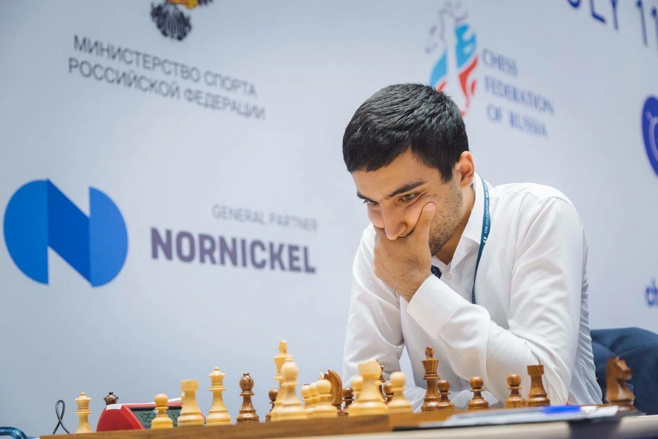 8 армянских шахматистов одержали победы на старте личного чемпионата Европы