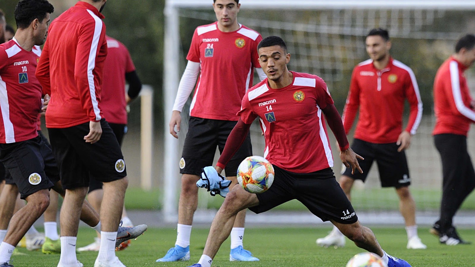 Барсегян, Иву, Мкртчян и другие присоединились к сборной