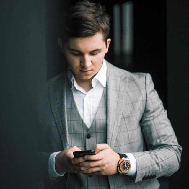 Дмитрий МАЭСТРО