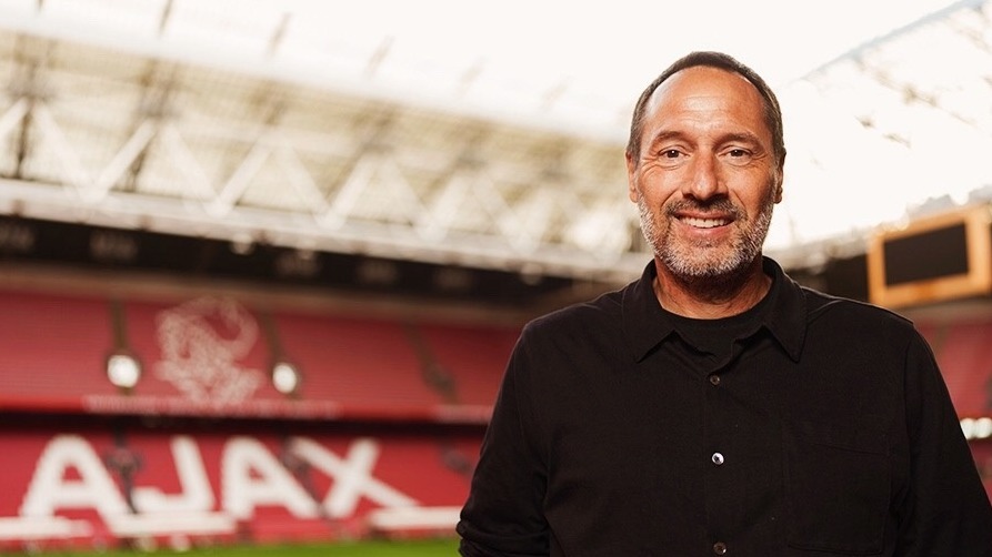 «Грузинские футболисты играют в клубах высокого уровня, а футболисты нашей сборной – в клубах более низкого уровня»: Джон ван'т Схип