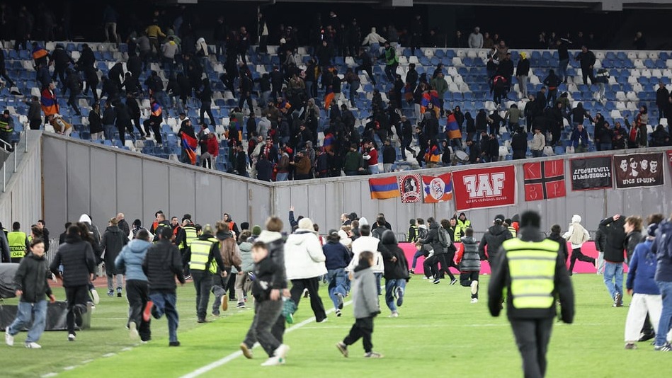 «Такой поступок наносит вред футболу и бросает тень на международный имидж нашей страны»: глава грузинской Федерации