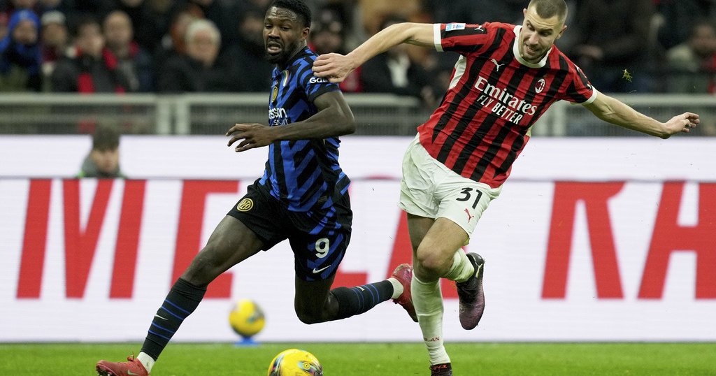 «Милан» и «Интер» опубликовали стартовые составы на полуфинал Кубка Италии