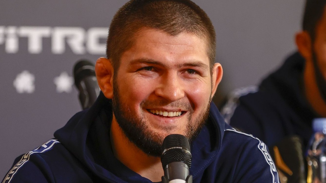 Банковский счет Хабиба Нурмагомедова заблокирован по решению ФНС России