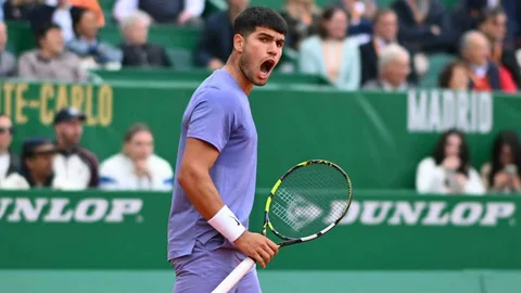 Алькарас с трудом победил Фиса и пробился в полуфинал «Мастерса» в Монте-Карло
