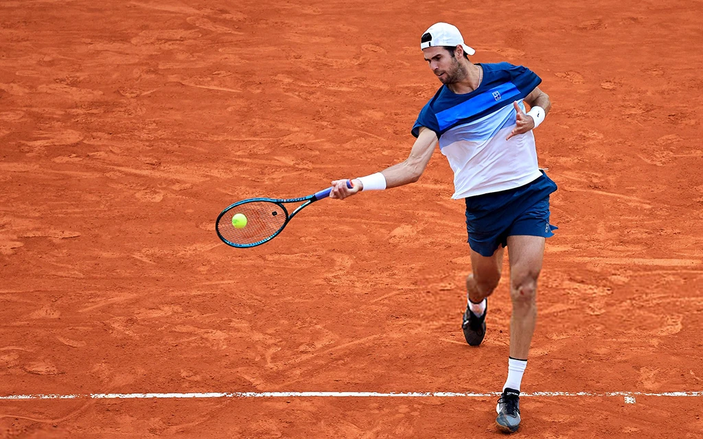 Определился соперник Хачанова на старте турнира в Барселоне