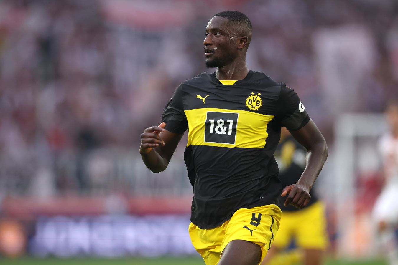 Хет-трик Гирасси в матче с «Барселоной» не позволил «Боруссии» выйти в полуфинал ЛЧ