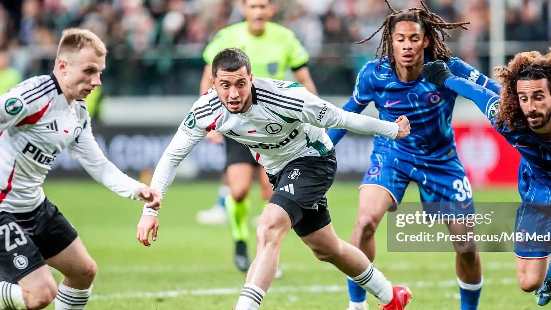 «Легия» вместе с Бичахчяном сотворила сенсацию, обыграв «Челси» в Лиге Европы