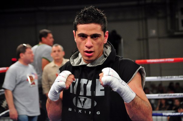 Ваге Саруханян выиграл бой на IBA.PRO-2