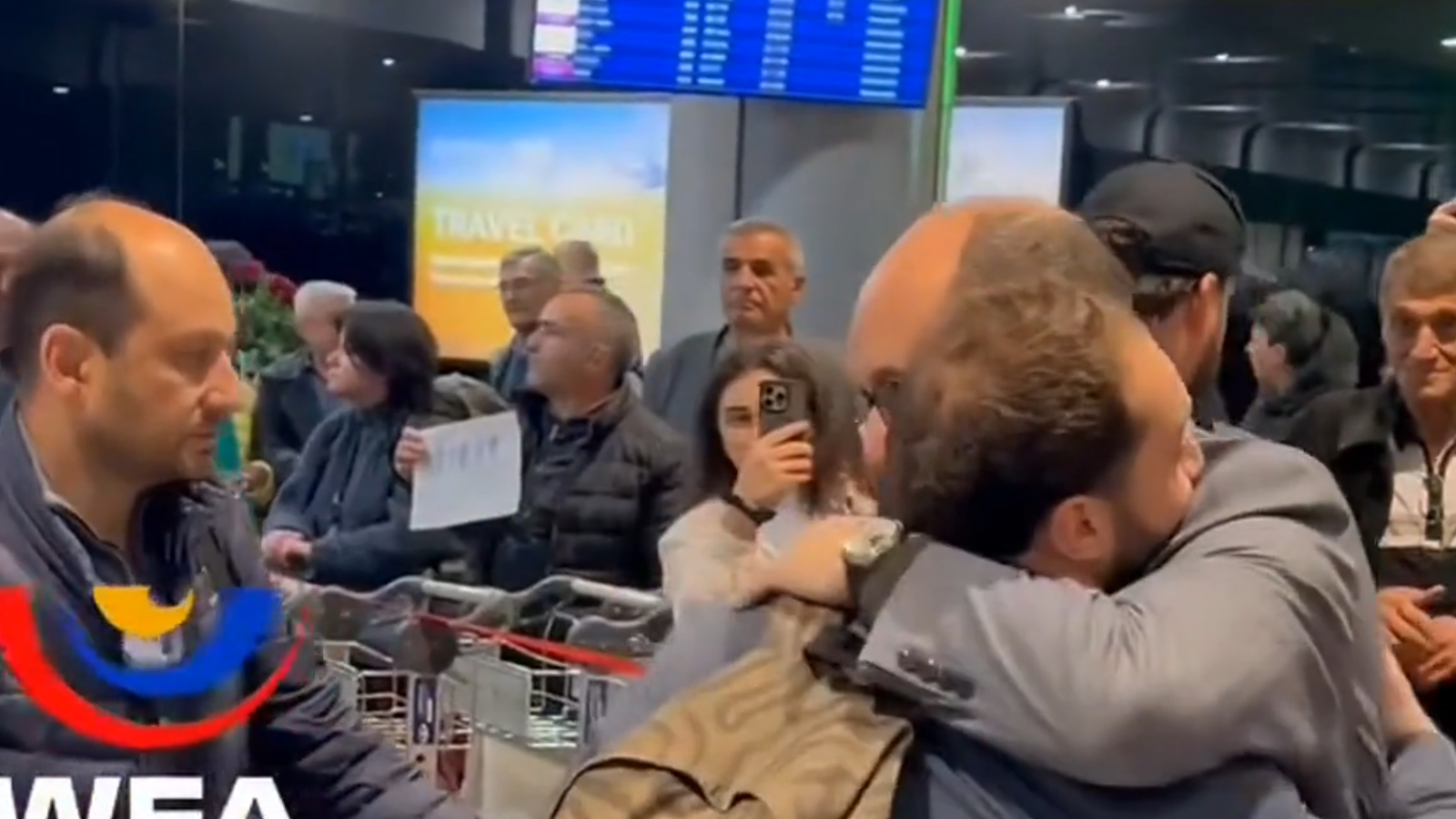 Сборную Армении по тяжелой атлетике встретили в аэропорту Еревана