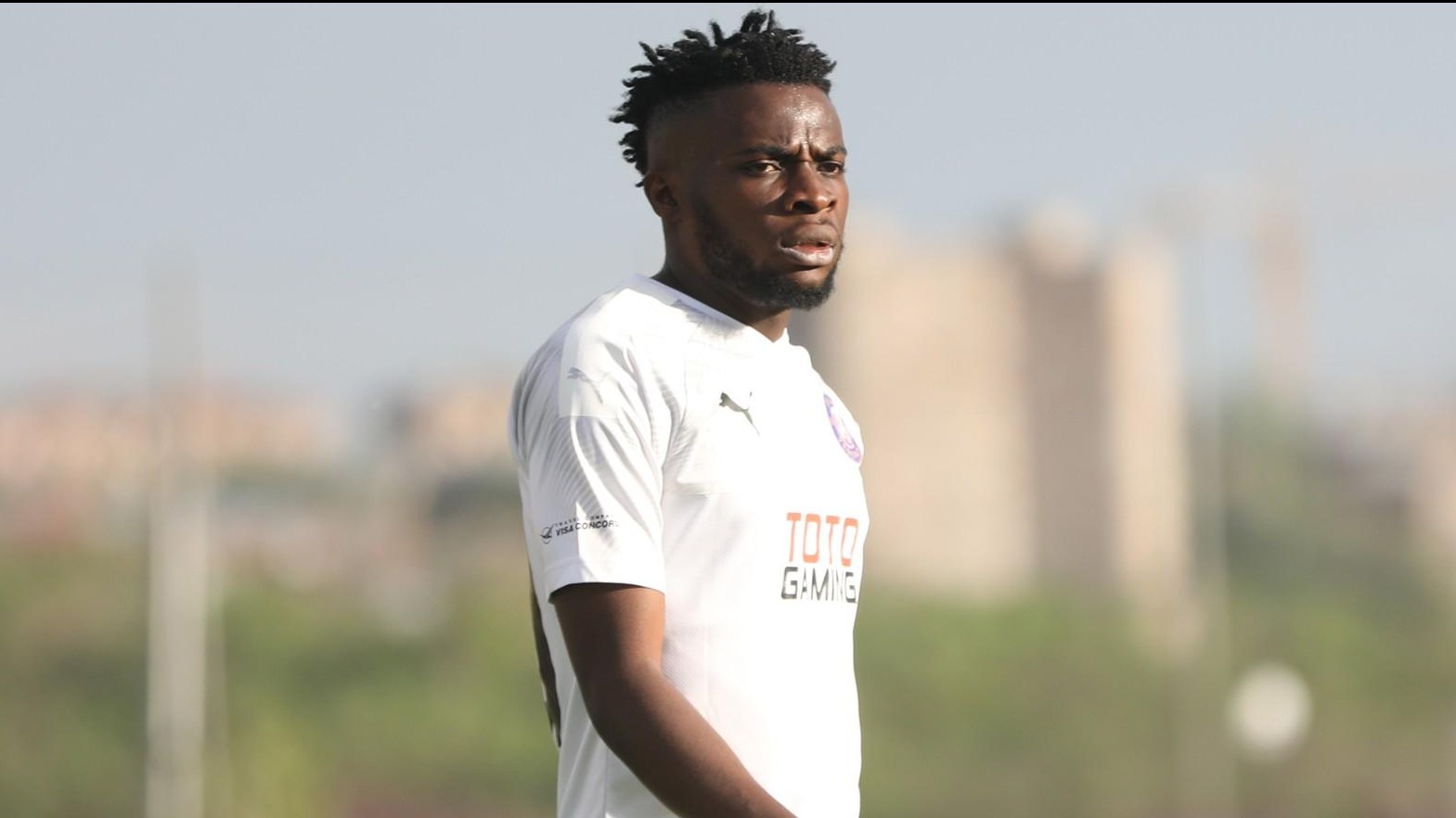 «Если «Интер» выиграет Лигу, я обязательно отправлю сообщение Мхитаряну»: Угочукву Иву