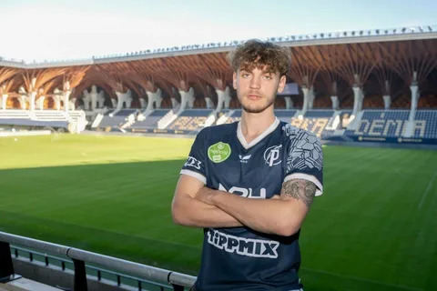 Арутюнян помог «Пушкаш Академии» приблизиться к лидерству в чемпионате