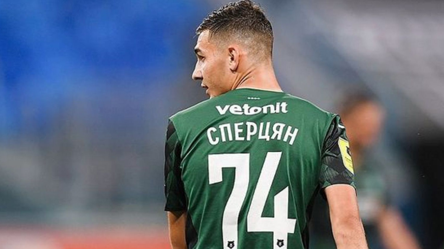 Эдуард Сперцян номинирован на лучшего футболиста РПЛ за апрель