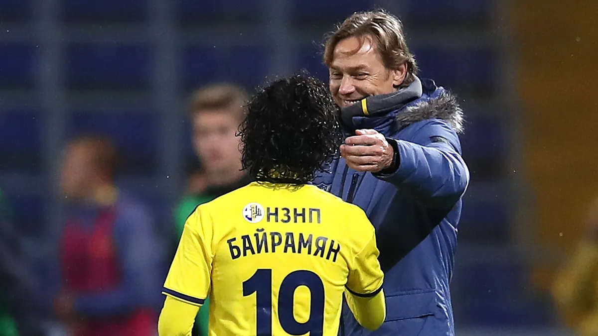 Байрамян рассказал о чате с футболистами «Ростова», в котором остался Карпин