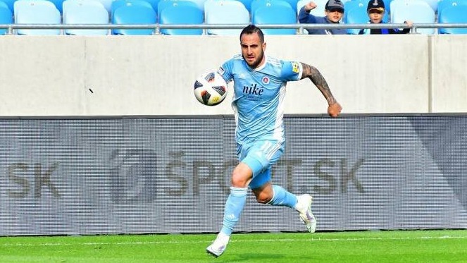 Тигран Барсегян в третий раз за сезон выиграл в номинации «Лучший гол месяца»