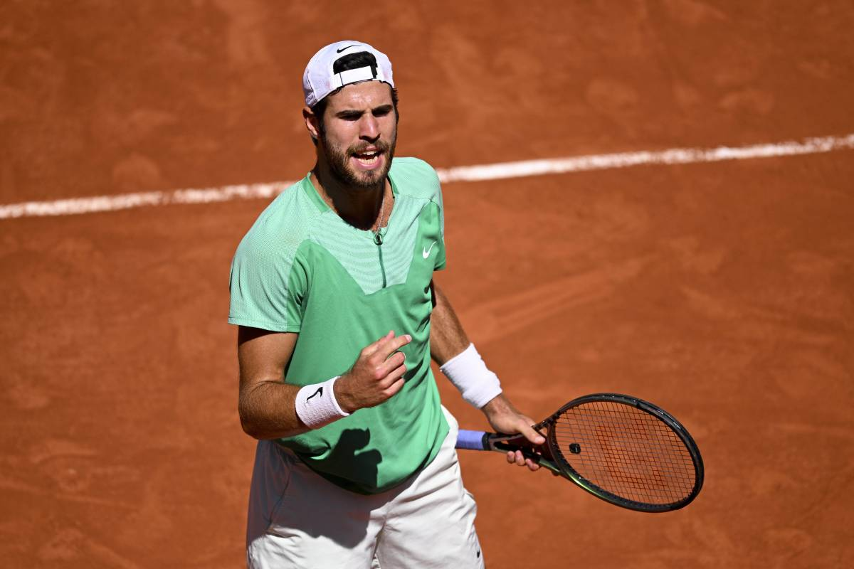 Хачанов выиграл десять матчей подряд против теннисистов из Аргентины