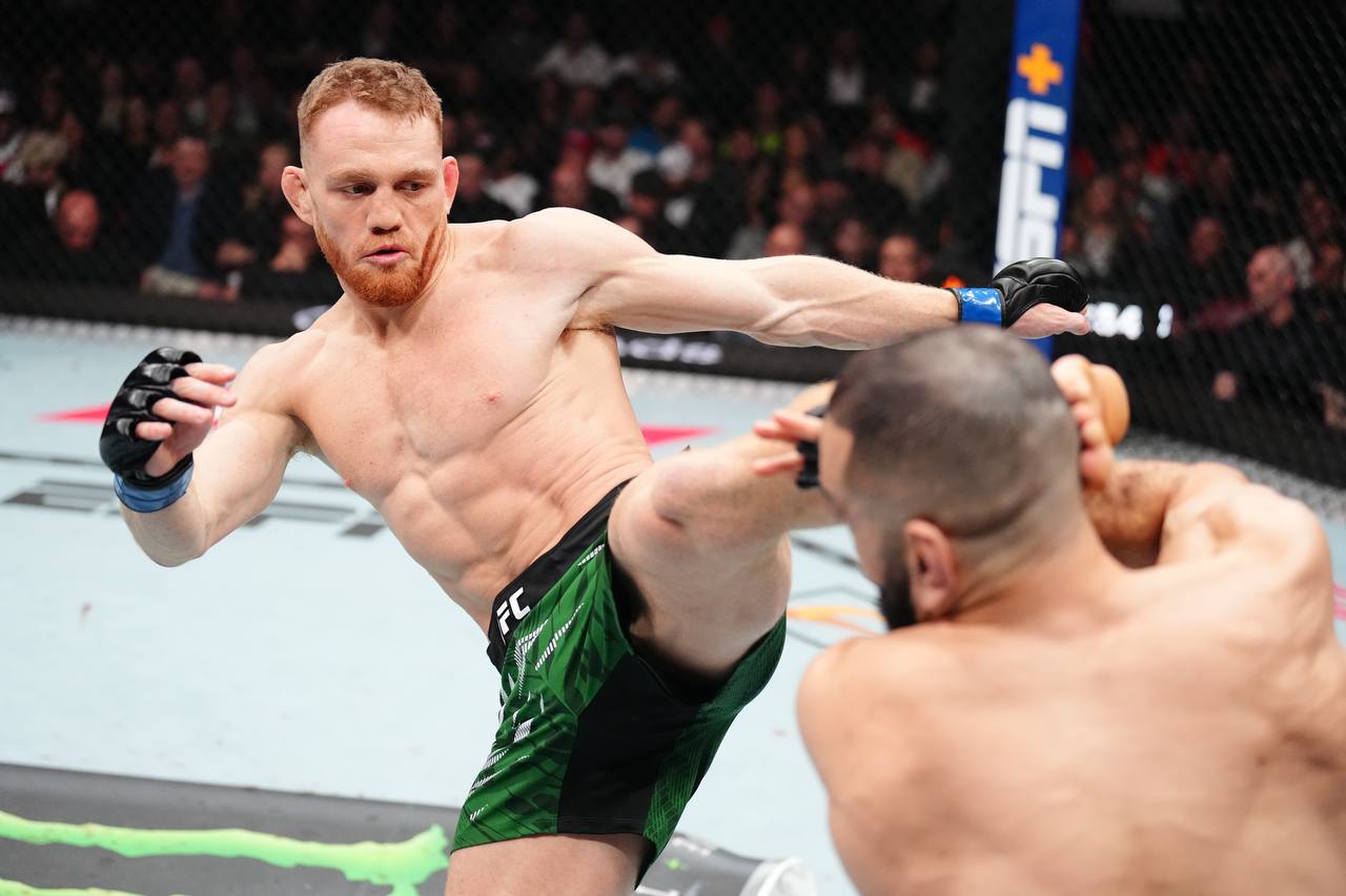 Близкий друг Махачева лишился чемпионского пояса UFC