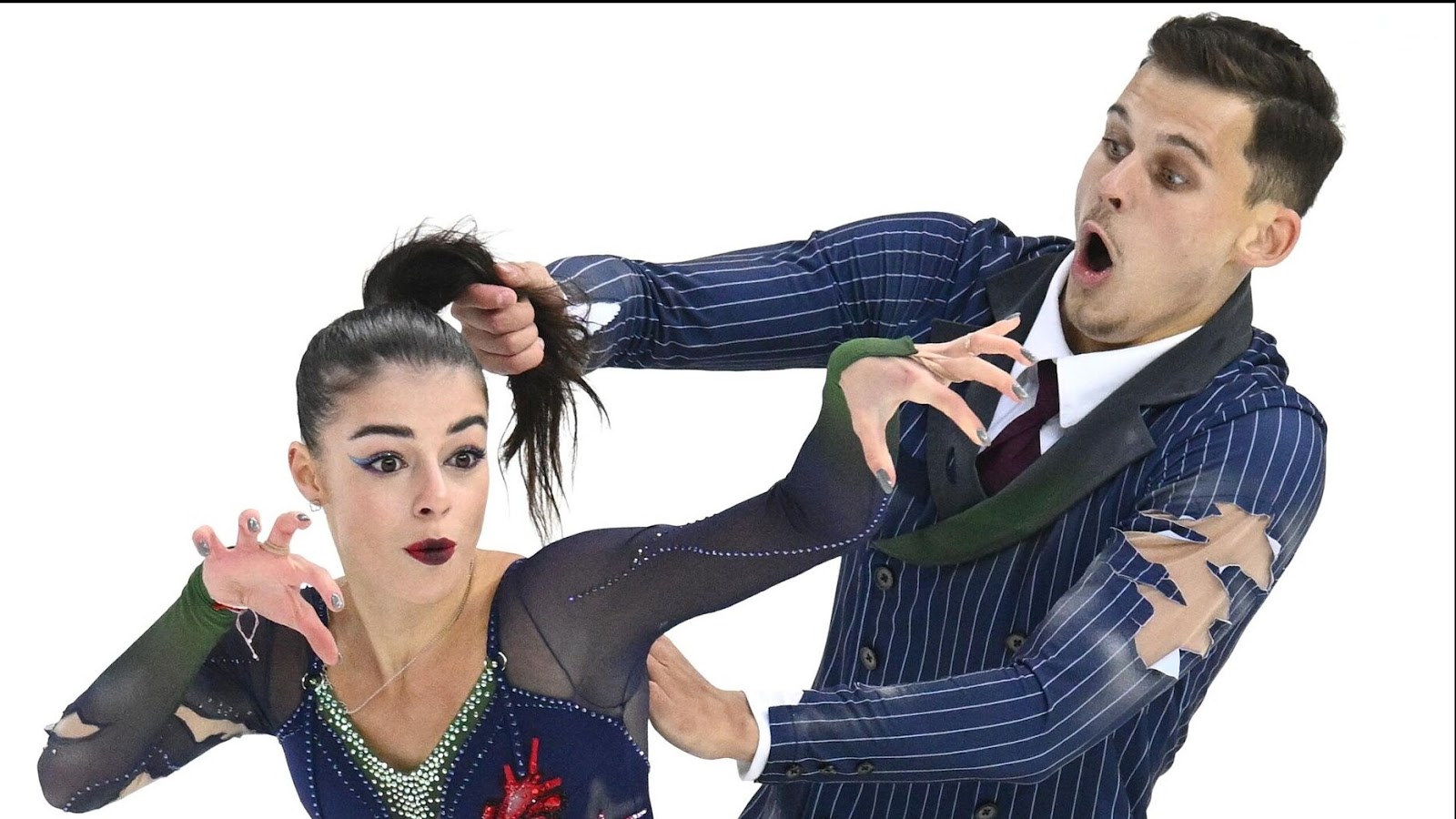 Рахманин и Акопова выступят под флагом Армении в конце августа