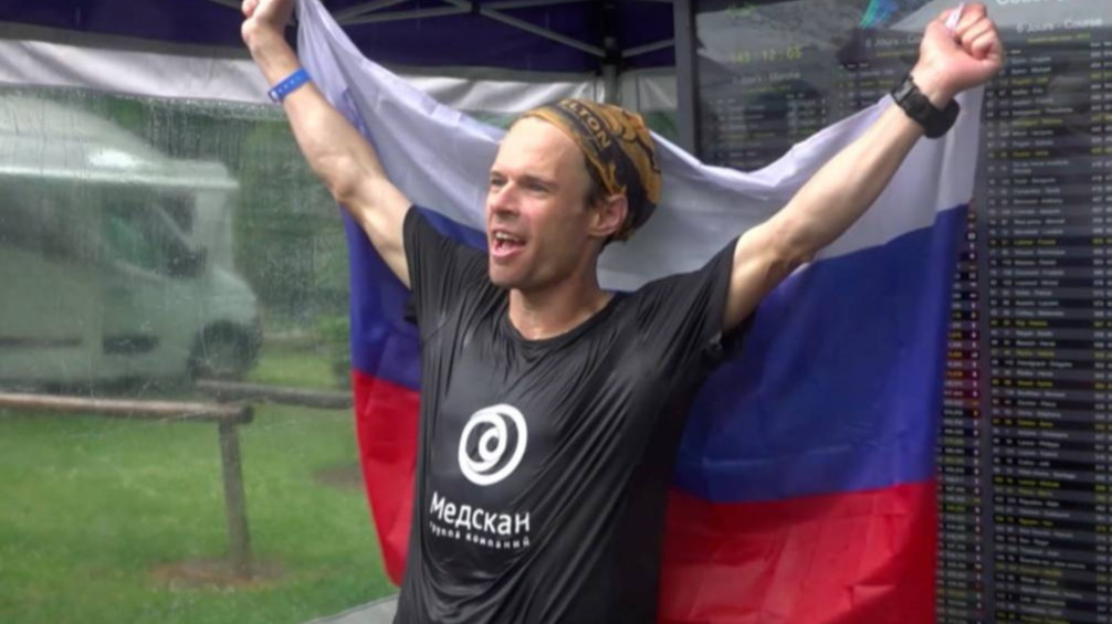 Ивану Заборскому отказали в мировом рекорде из-за флага России