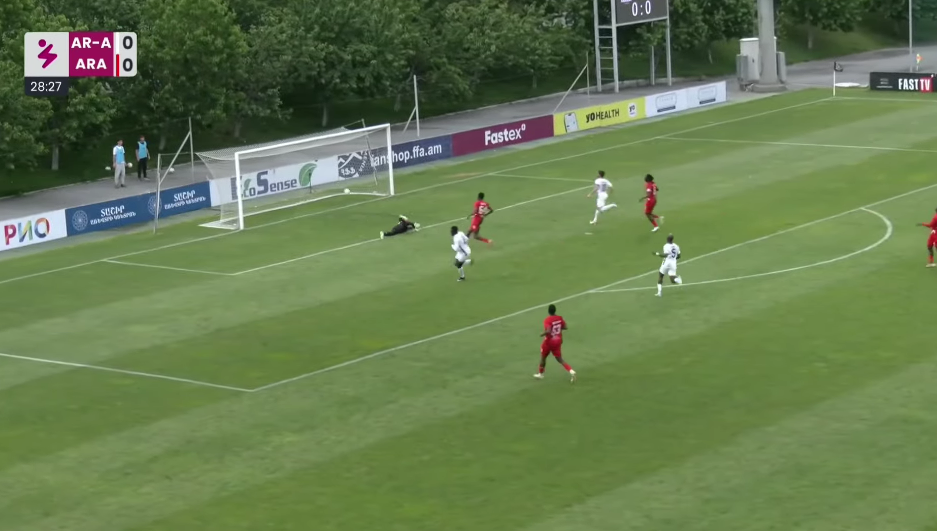 «Арарат-Армения» завоевала серебро Премьер-лиги, разгромив «Арарат» в последнем матче