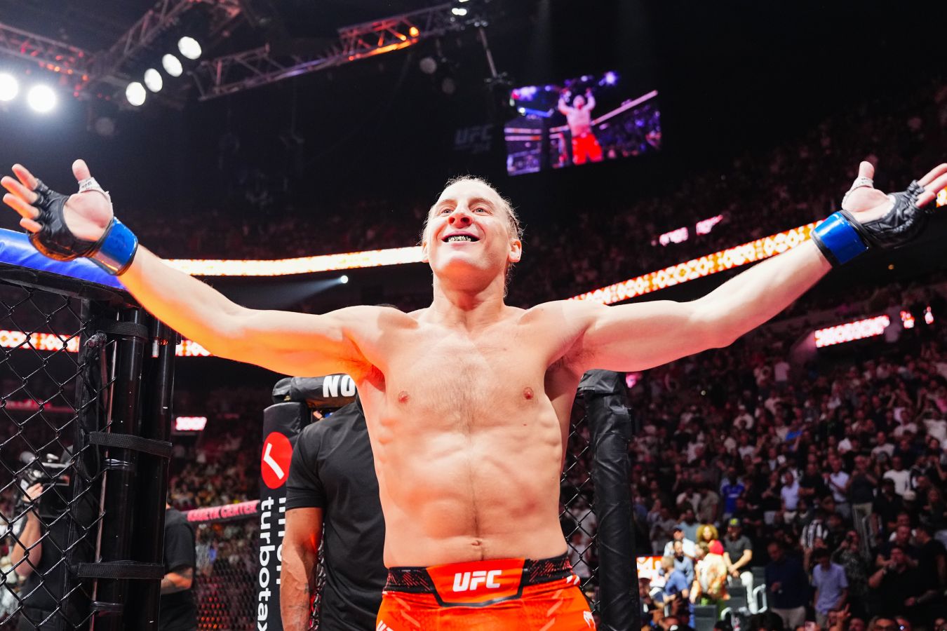 Пимблетт: «Всем плевать на неудачника Царукяна, люди хотят увидеть мой бой с Гэтжи»