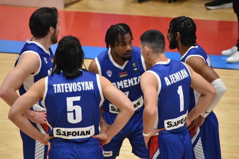 Сборная Армении по баскетболу с победы стартовала на американском турне
