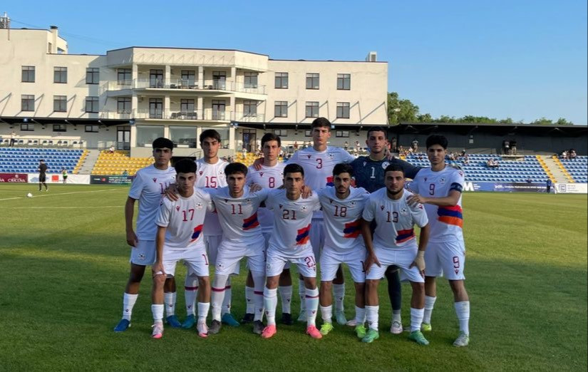 Сборная Армении U-19 проиграла в первом матче под руководством Джоркаеффа