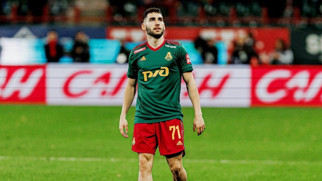 Роман Березовский: «Наир — амбициозный человек, он хочет иметь больше игрового времени. В «Локомотиве» этого не хватало»