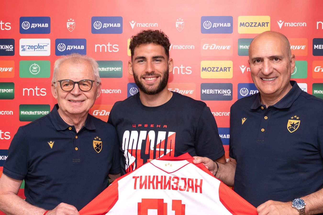 Спортивный директор «Црвены Звезды» прокомментировал подписание Тикнизяна