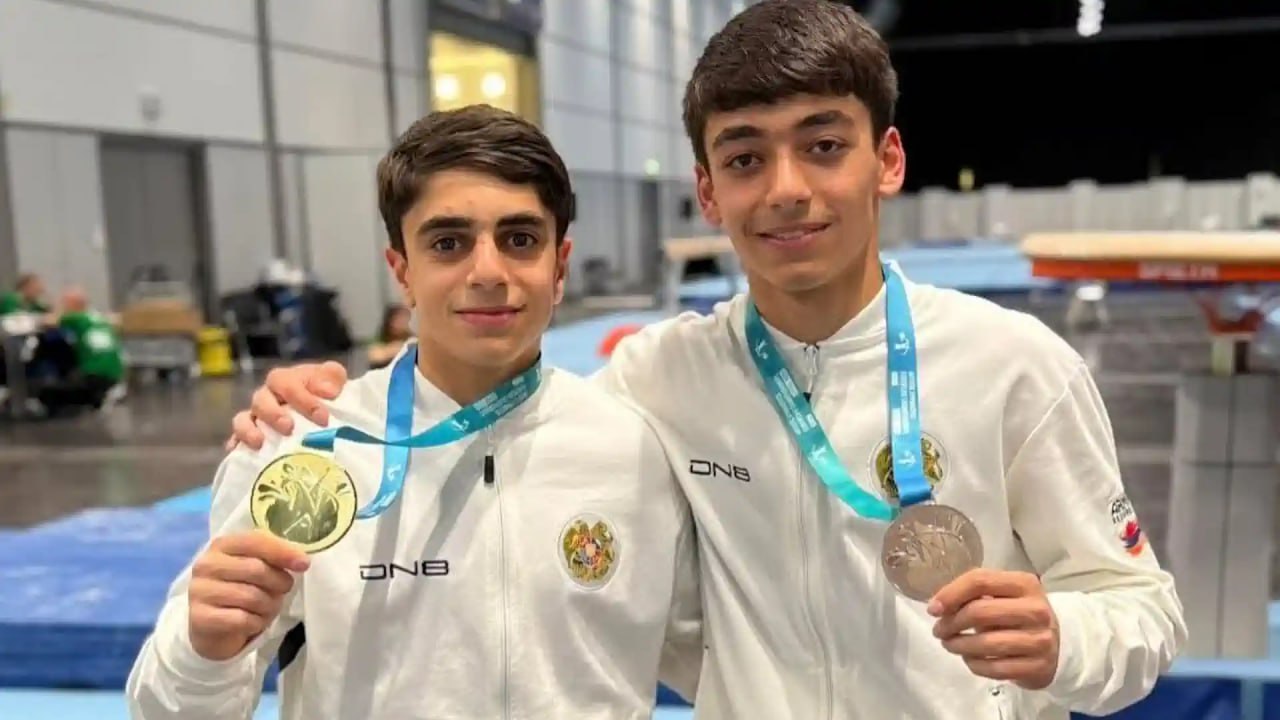 Хачатрян и Манукян уверенно вышли в финал международного турнира в России