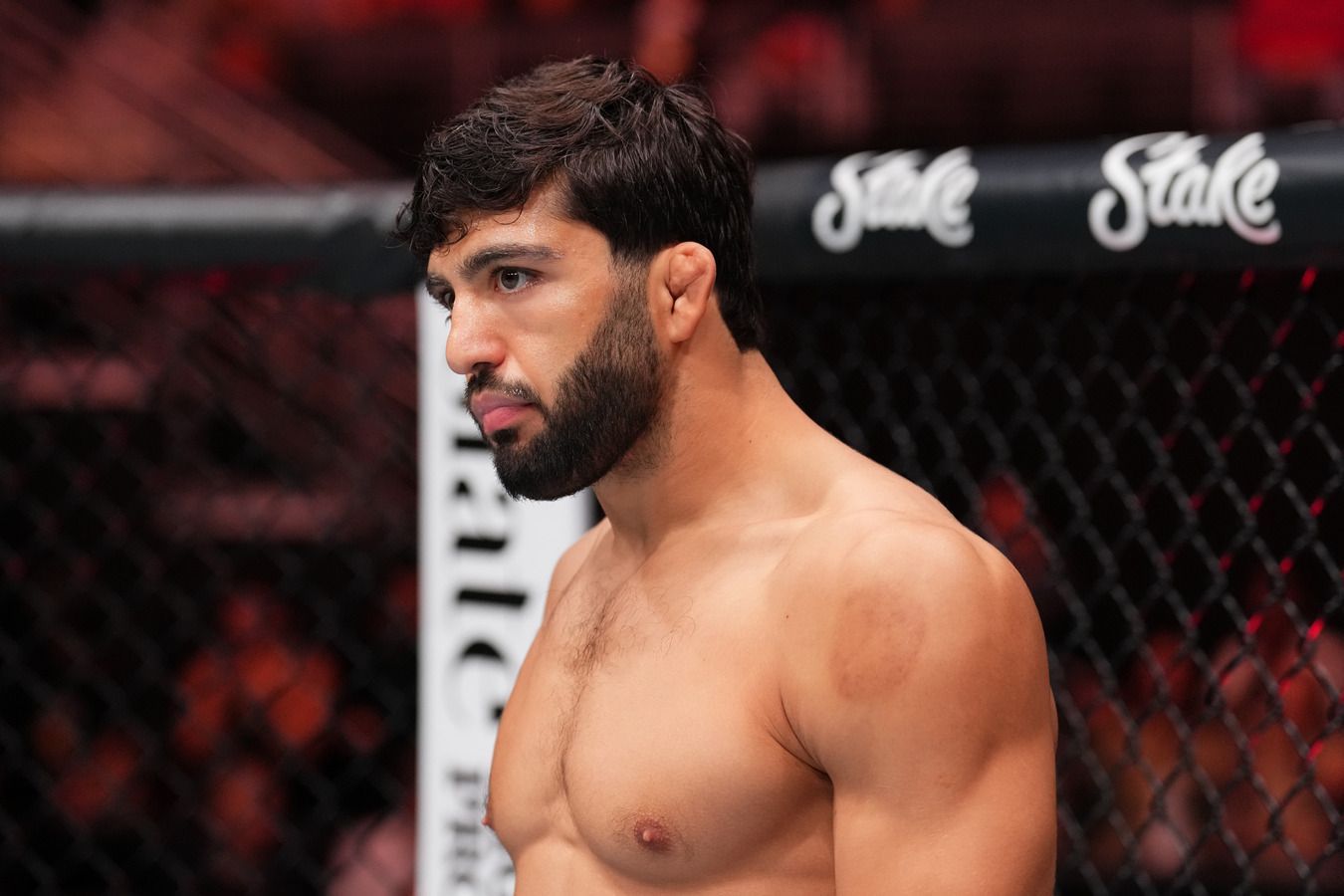 Царукян объяснил, почему не намерен драться с рейтинговым бойцом UFC Хукером