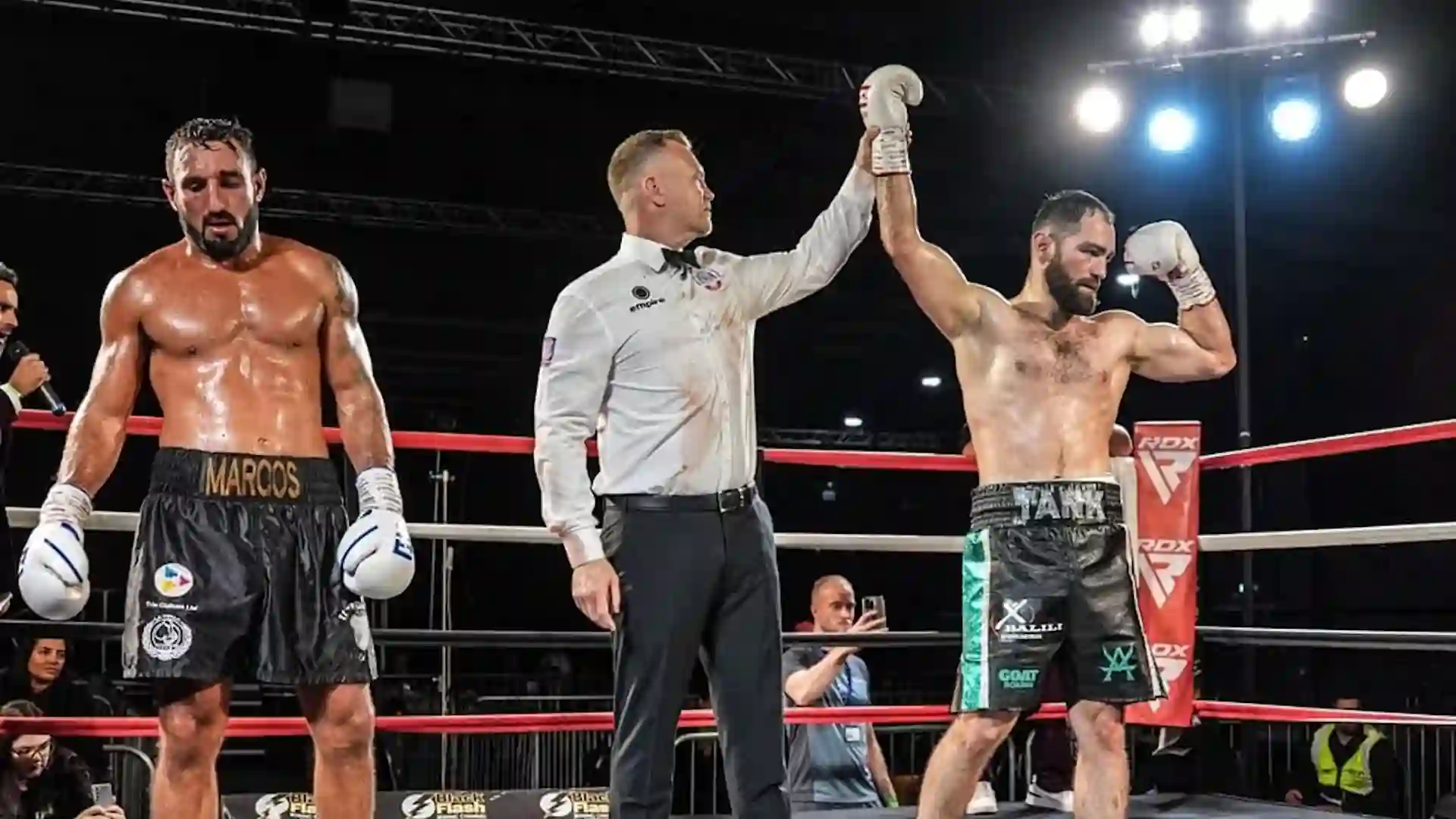 Артём Каспарян нокаутировал соперника в Манчестере, продлив беспроигрышную серию