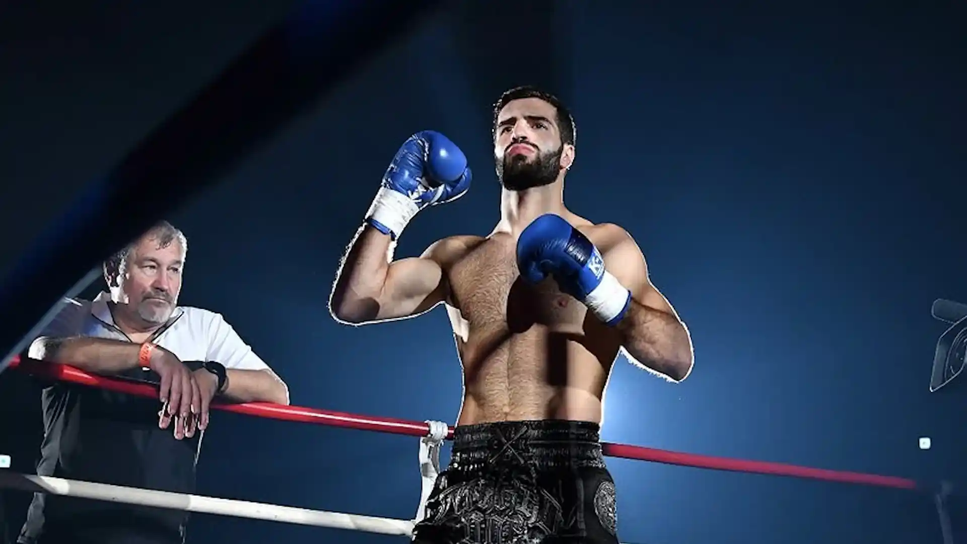 Жора Акопян нокаутировал японского кикбоксёра в первом раунде