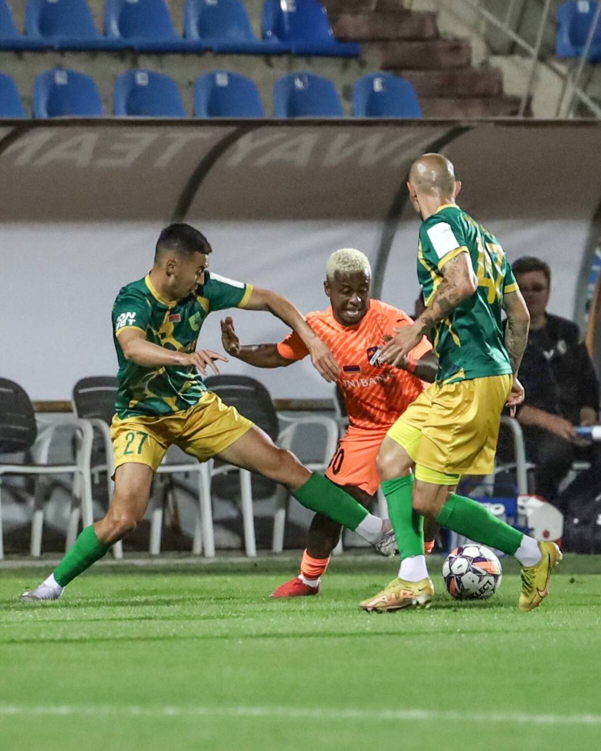 «Урарту» потерпел разгромное поражение от «Немана» и вылетел из Лиги конференций