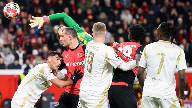 Арарат-армения разгромно проиграл «Спарте» в первом матче