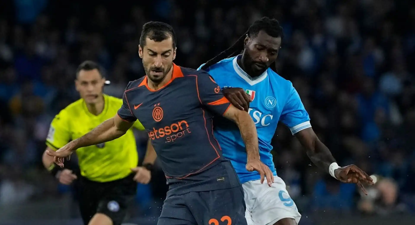 Aia: пенальти Мхитаряна — ошибка