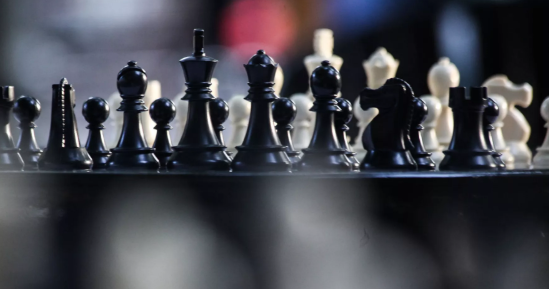 Мемориал Асряна открылся в Ереване и собрал элиту быстрых шахмат