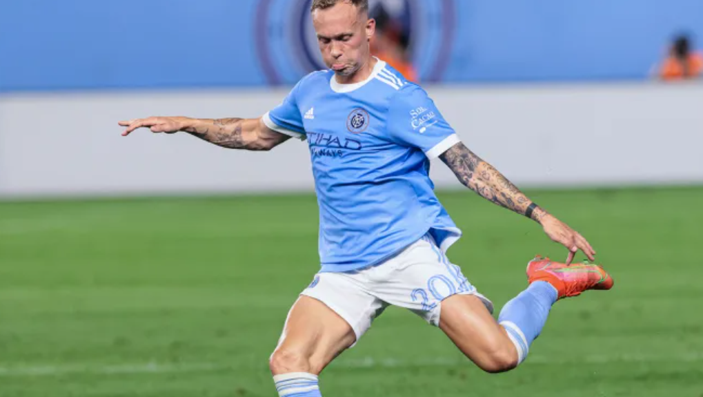 Тораринссон покинул «Ноа»